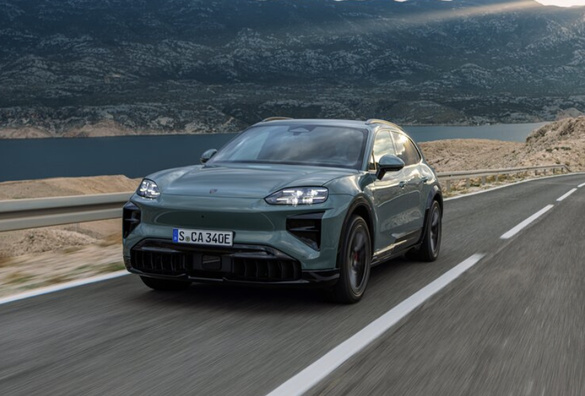 PORSCHE CAYENNE ELECTRIC 325kW 113kWh 5dr Auto